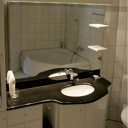 Residence Selika Leuk Room photo